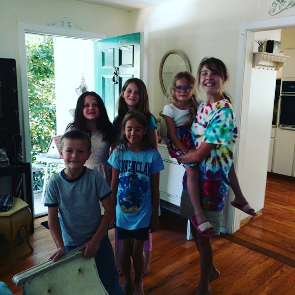 Meet your Posher, Robin - Picture 3 of 6